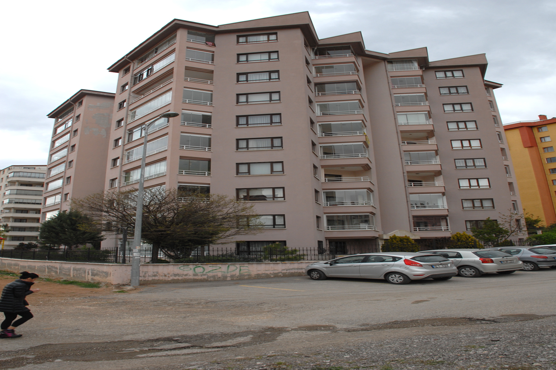 Pembe Konak Apartmanı Çukurambar Ankara